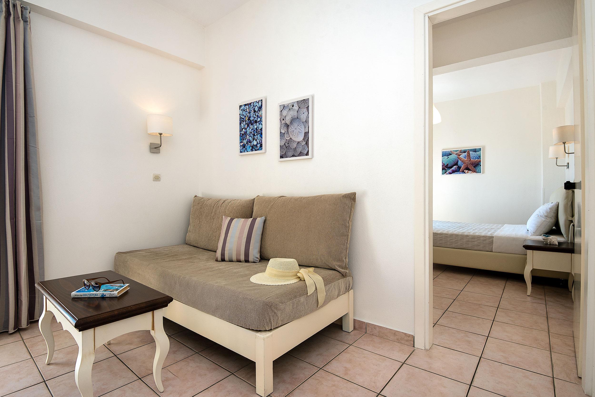 Diamond Apartments & Suites Hersonissos  Exterior photo