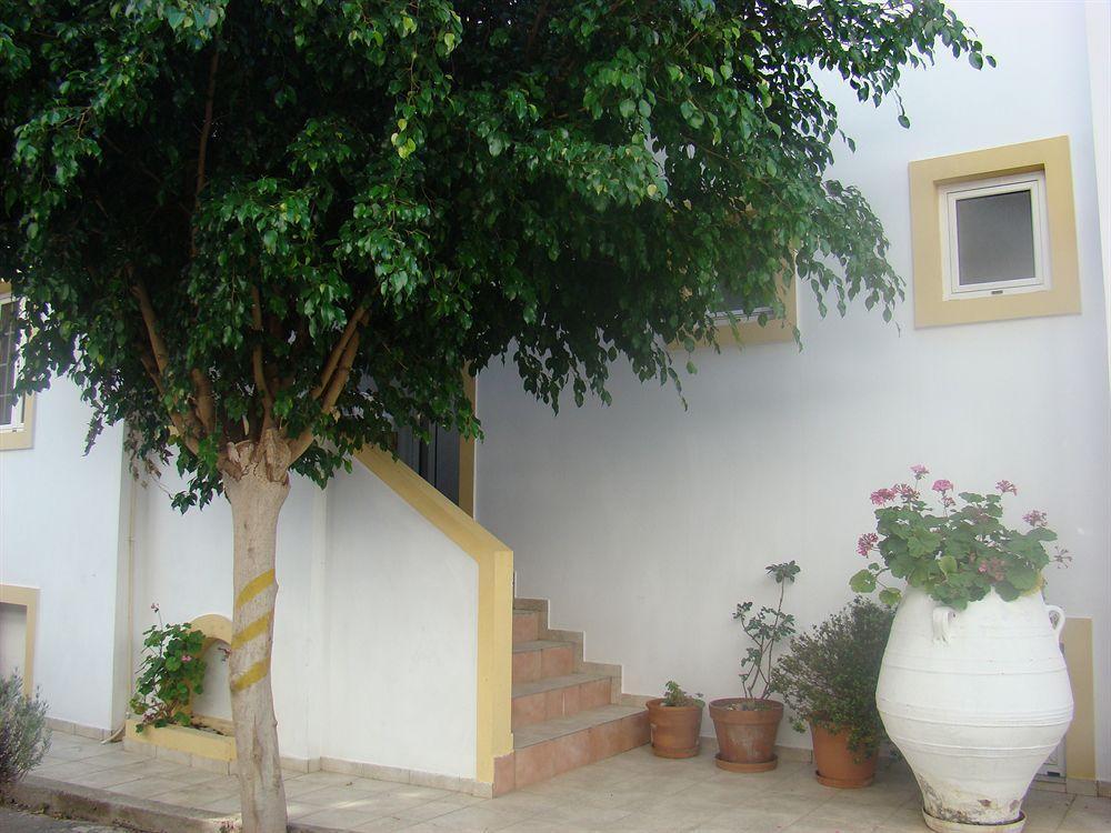 Diamond Apartments & Suites Hersonissos  Exterior photo